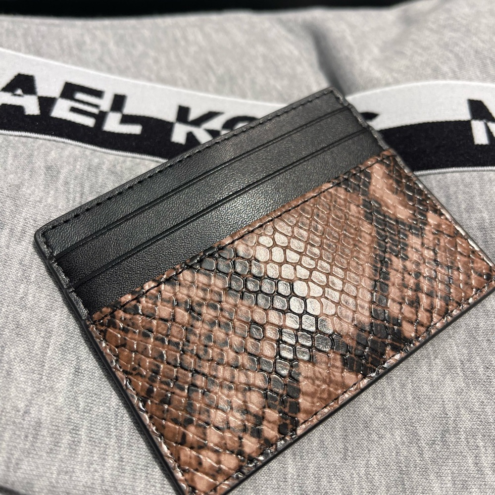 MICHAEL KORS Cyrus Snake Embossed Tall Card Case
Driftwood 
NWT - Picture 10 of 16
